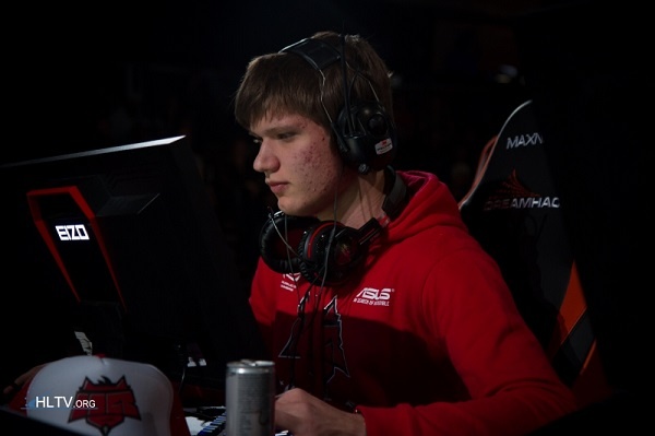 Detonation FocusMe 在 VCT 2025： Pacific Kickoff 中遭遇了 Rex Regum Qeon 的失败