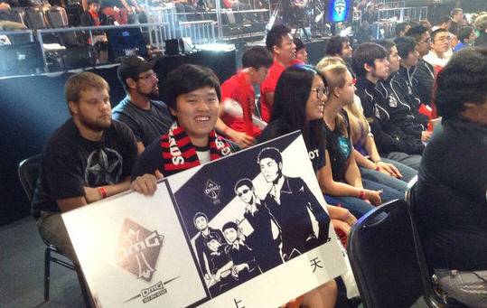 iG祝Xun生日快乐：健身小子要朝气满满 和大家一同向着目标往前冲